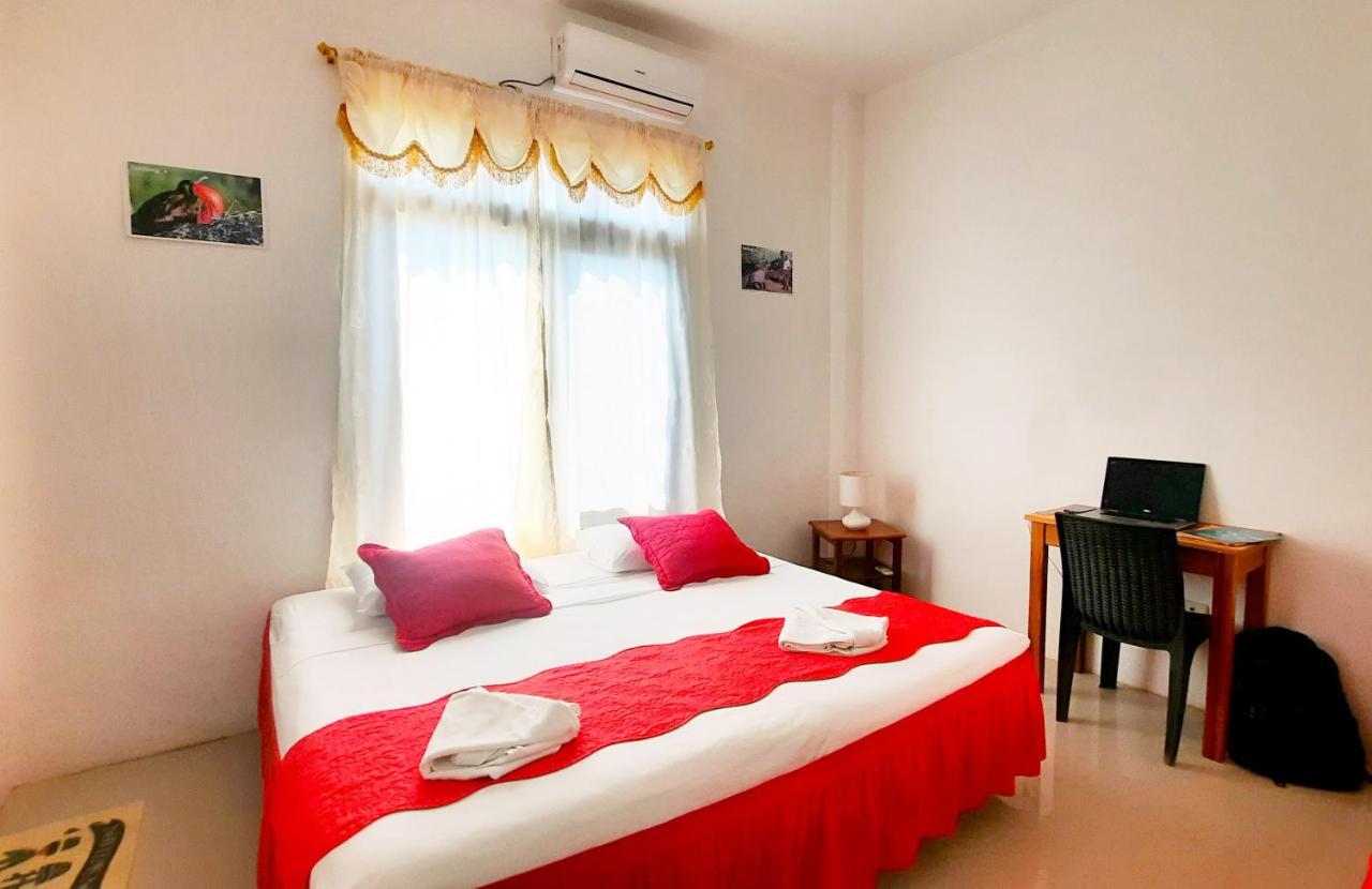 Cielo Azul Galapagos Hotel 푸에르토빌라밀 외부 사진
