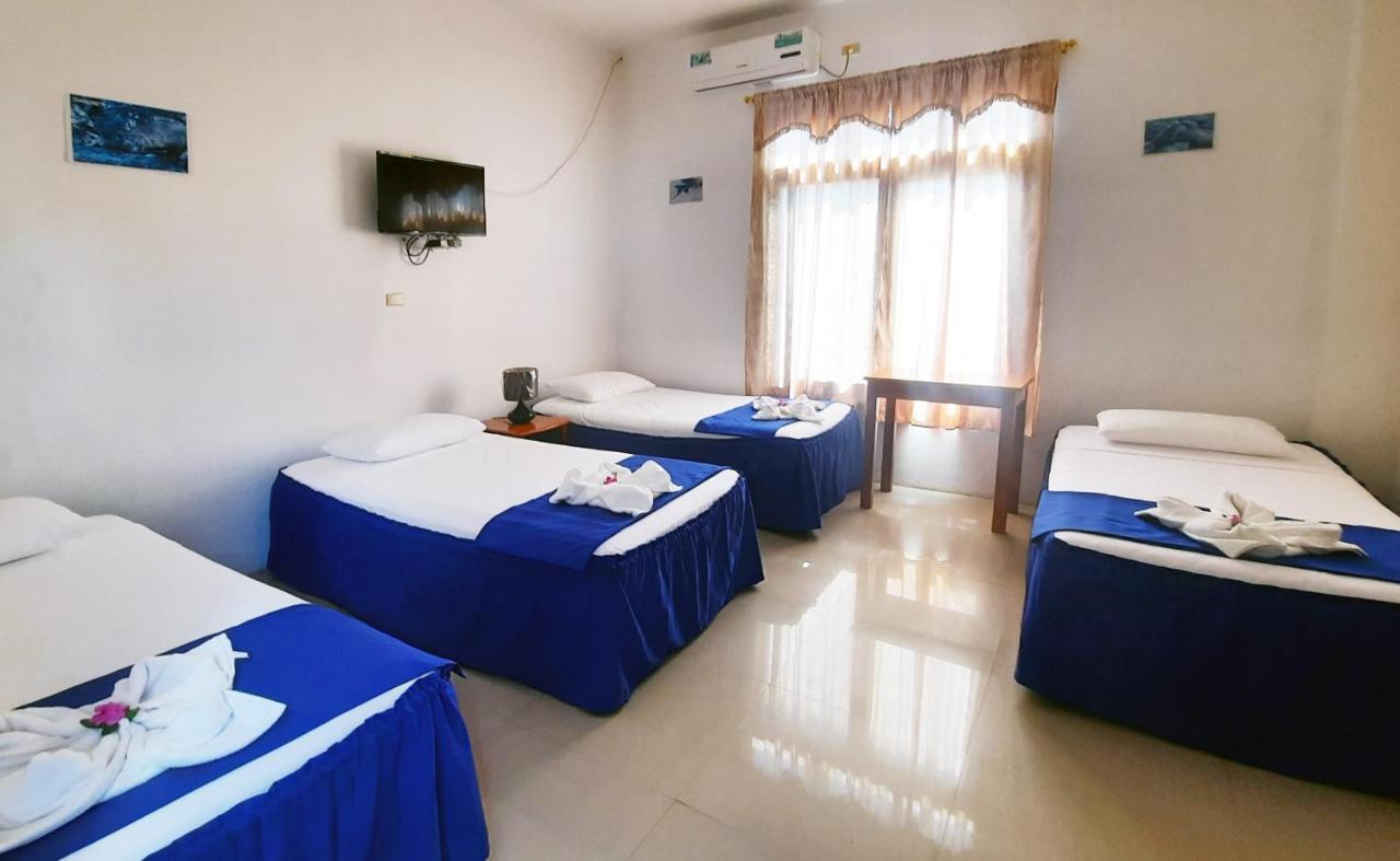 Cielo Azul Galapagos Hotel 푸에르토빌라밀 외부 사진