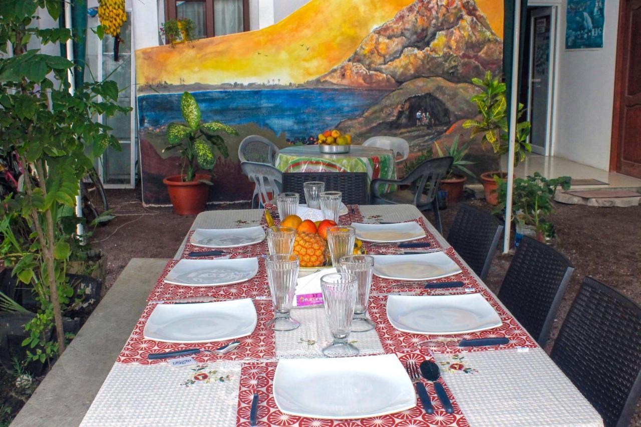 Cielo Azul Galapagos Hotel 푸에르토빌라밀 외부 사진