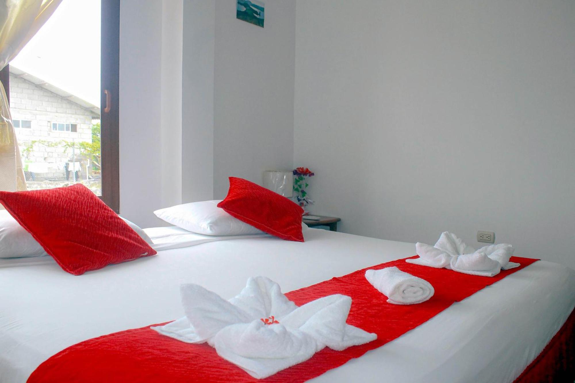 Cielo Azul Galapagos Hotel 푸에르토빌라밀 외부 사진